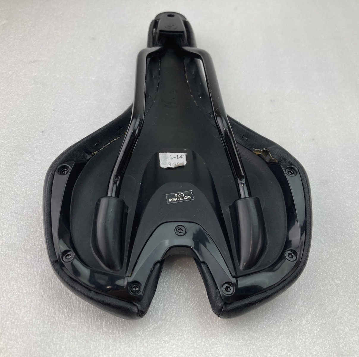 Bontrager Affinity 1, P/N302785 Bicycle Saddle, New Without Tags