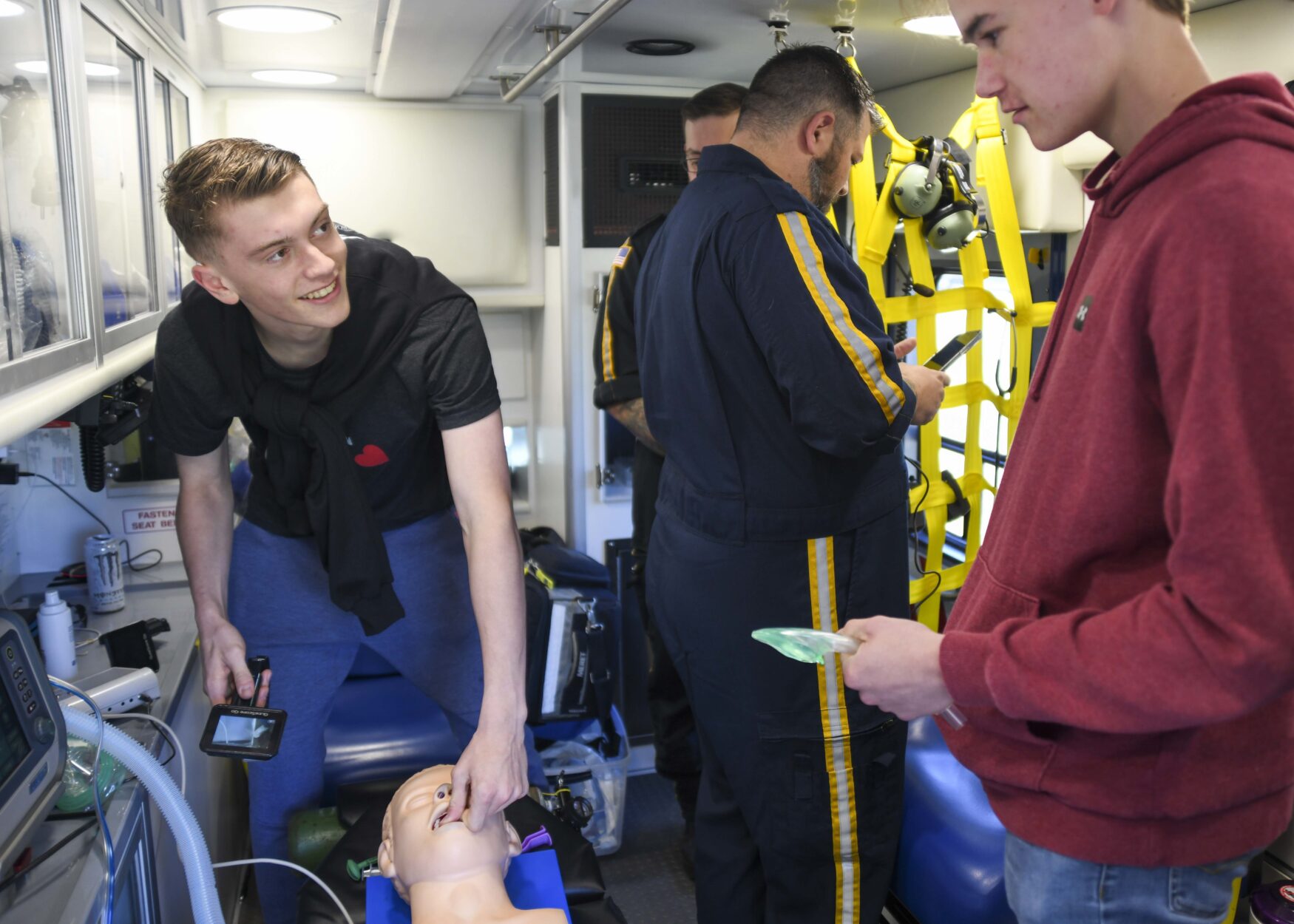 Top 5 STEM Mentorship Programs for High School Students